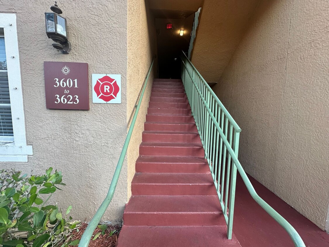 1Bedroom 1 Bath located in Portofino in Jensen Beach - 1Bedroom 1 Bath located in Portofino in Jensen Beach