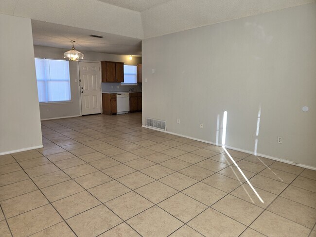 Foto del edificio - 6318 31st St