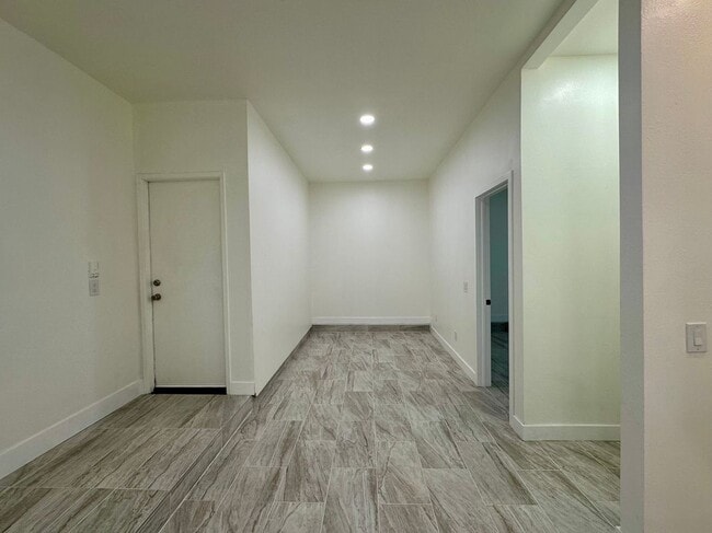 Building Photo - 11911 Sunstone Ct