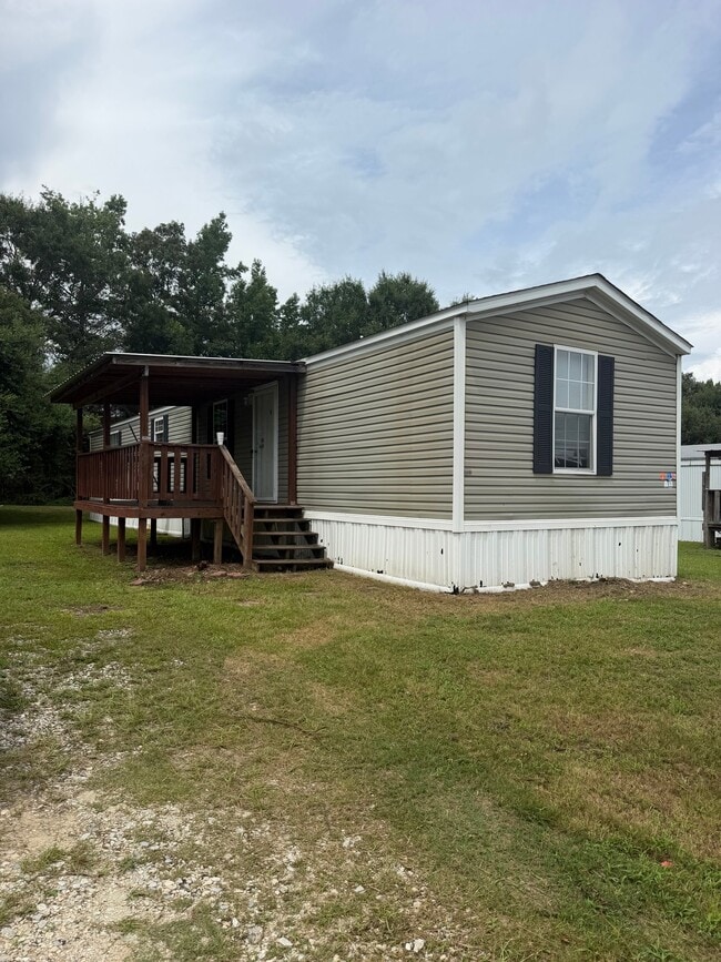 Building Photo - 533 Lee Rd 57