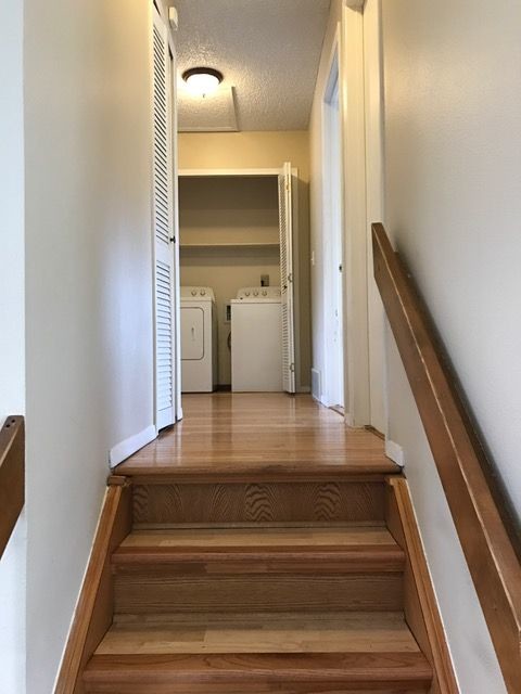 Building Photo - Cheyenne Mountain Views