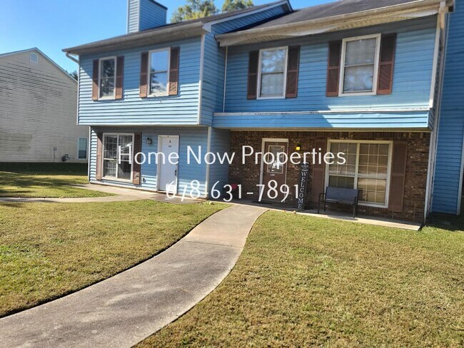 Building Photo - Country Trace 2614