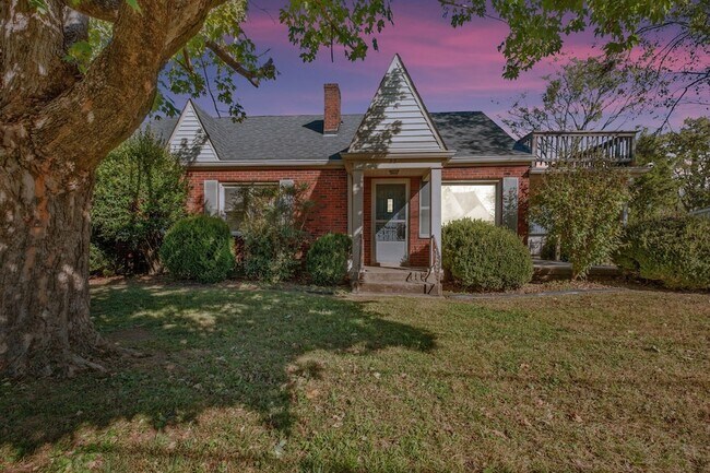 Foto del edificio - 223 Cumberland Dr