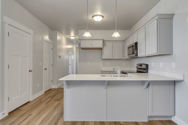 Foto del edificio - 13221 Dominica Ln