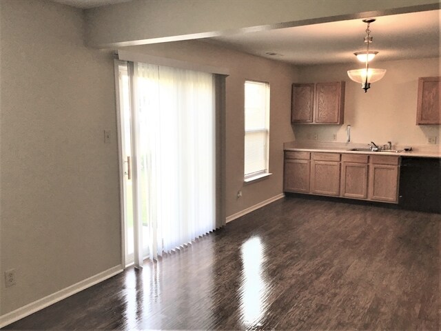 Foto del edificio - 10356 Waverly Drive
