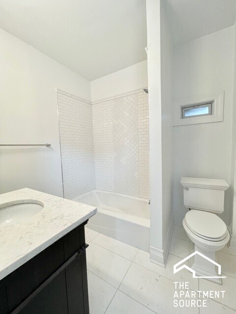 Foto del edificio - 1629 N Claremont Ave