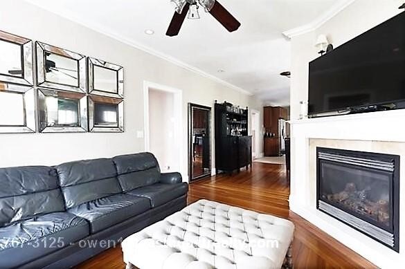 Foto del edificio - 560 Heath St