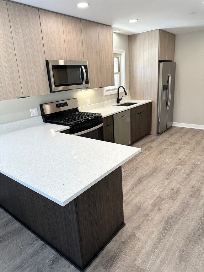 Foto del edificio - 2049 Hagen Ln