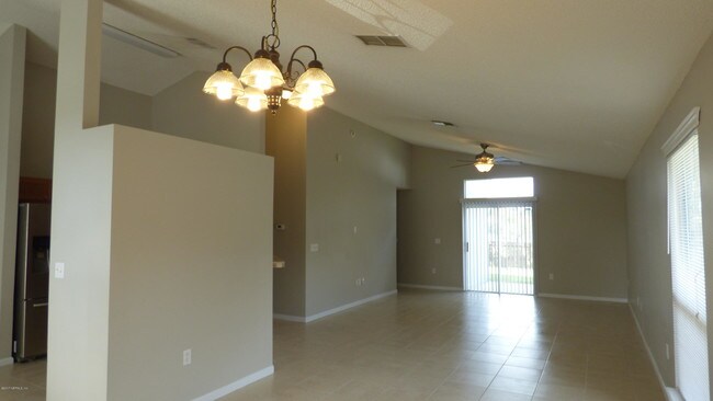 Building Photo - 11949 Canterwood Dr