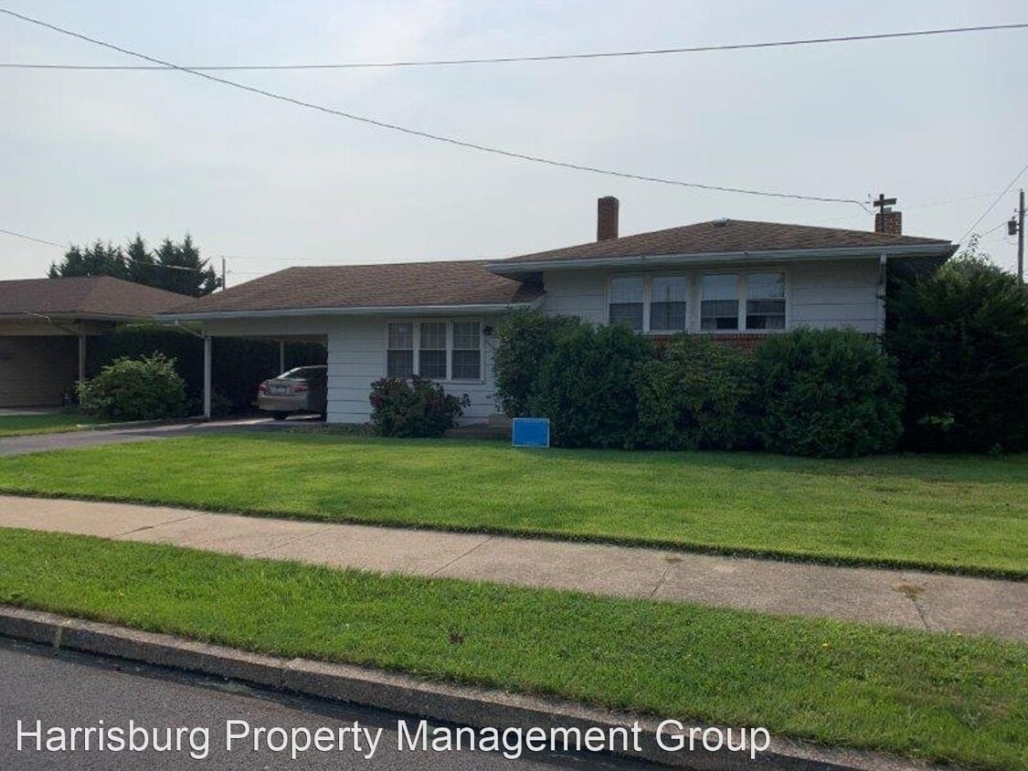 Primary Photo - 3 br, 1.5 bath House - 3533 March Dr