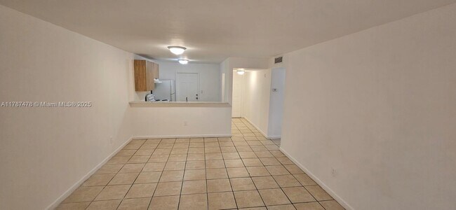 Foto del edificio - 15205 NE 6th Ave