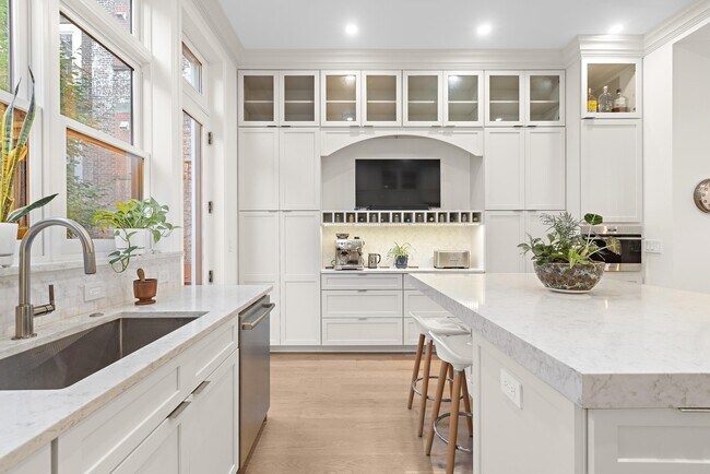 Foto del edificio - 1111 Bloomfield St