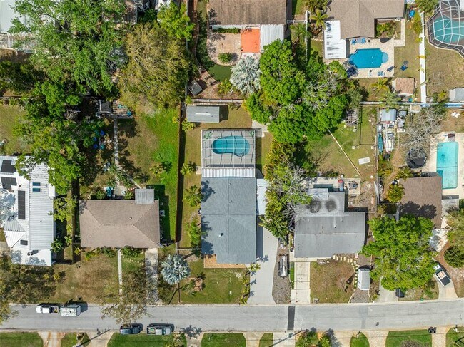 Building Photo - 711 Bayshore Dr