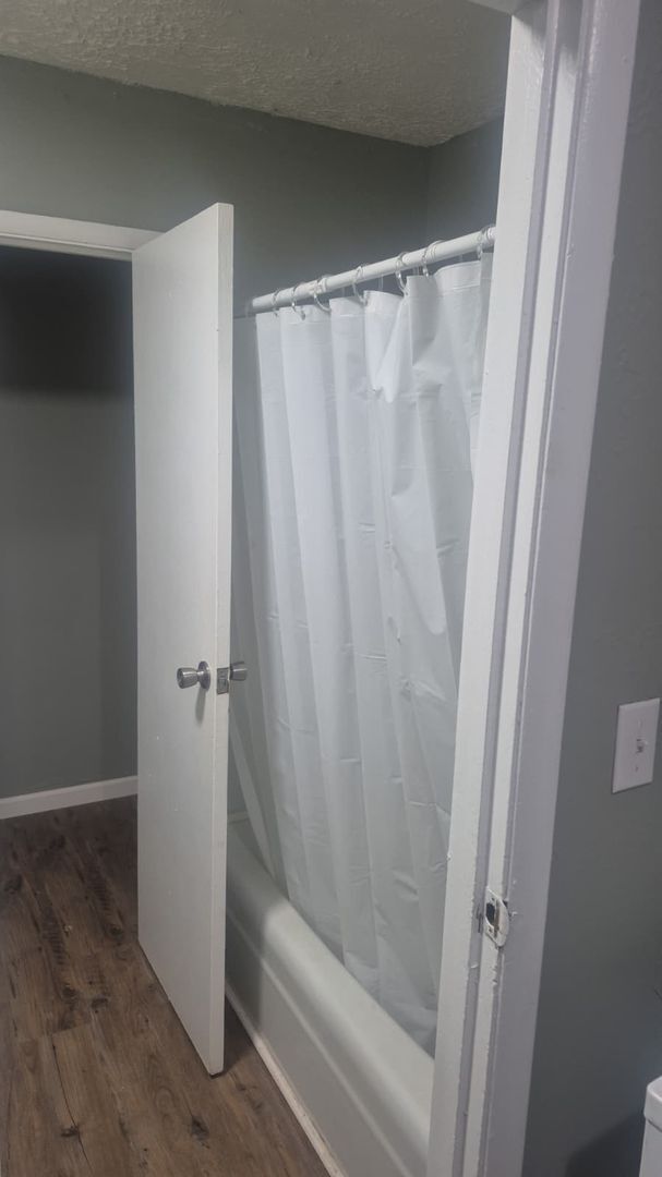 Building Photo - 314 W Thomas Ct