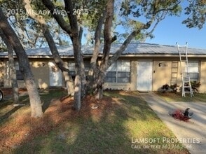 Building Photo - 2015 Melady Ave