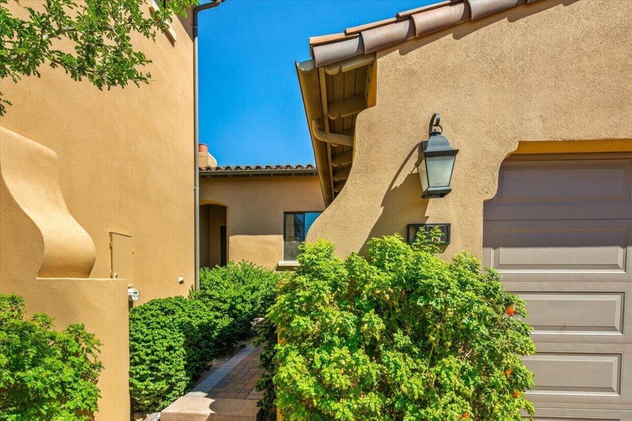 Foto principal - 20704 N 90th Pl