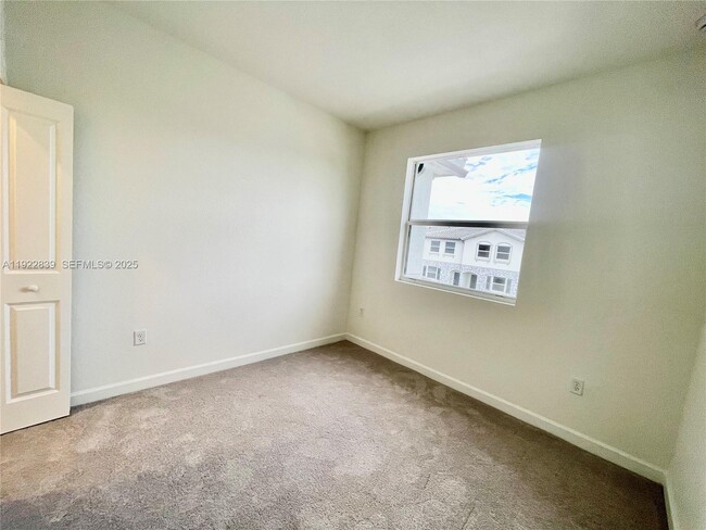 Foto del edificio - 1141 SE 2nd St