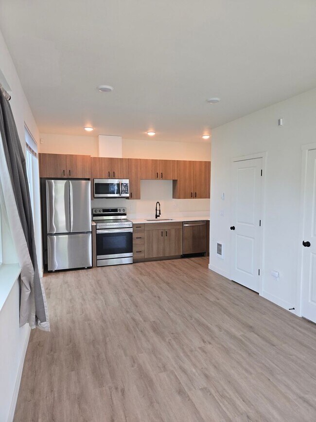 Foto del edificio - Sleek & Chic! 2 level 2 Bed/1.5 ba 814 Sf