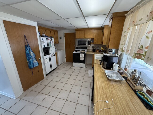Building Photo - 500 26th Ave Ct