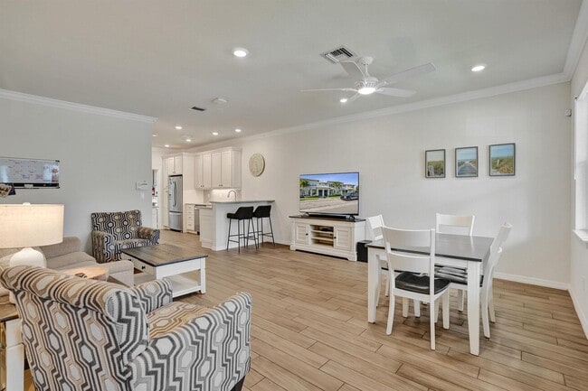 Photo - 1300 Eucalyptus Dr Townhome