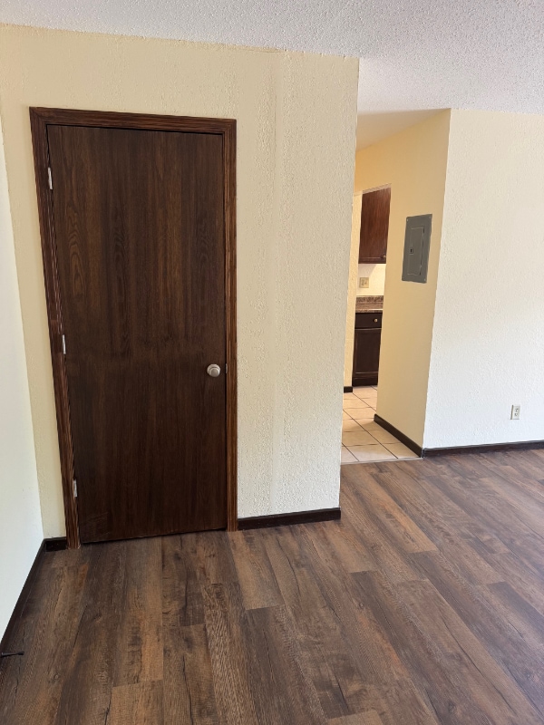 Foto del edificio - 995 St Albans St N