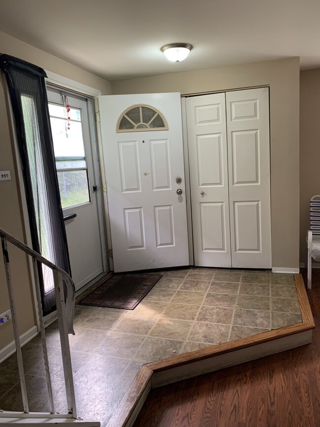 Entrance - 1652 Rainbow Bay Ln