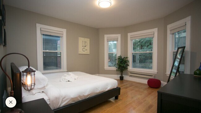 Foto del edificio - Furnished 5 Bed / 3 Bath Near Harvard Square | Central A/C | 9/1