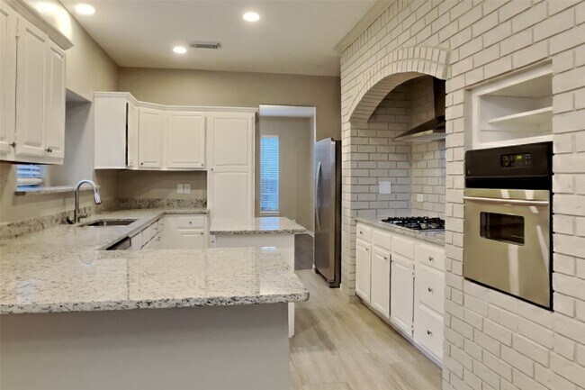 Foto del edificio - 16411 Willingham Way