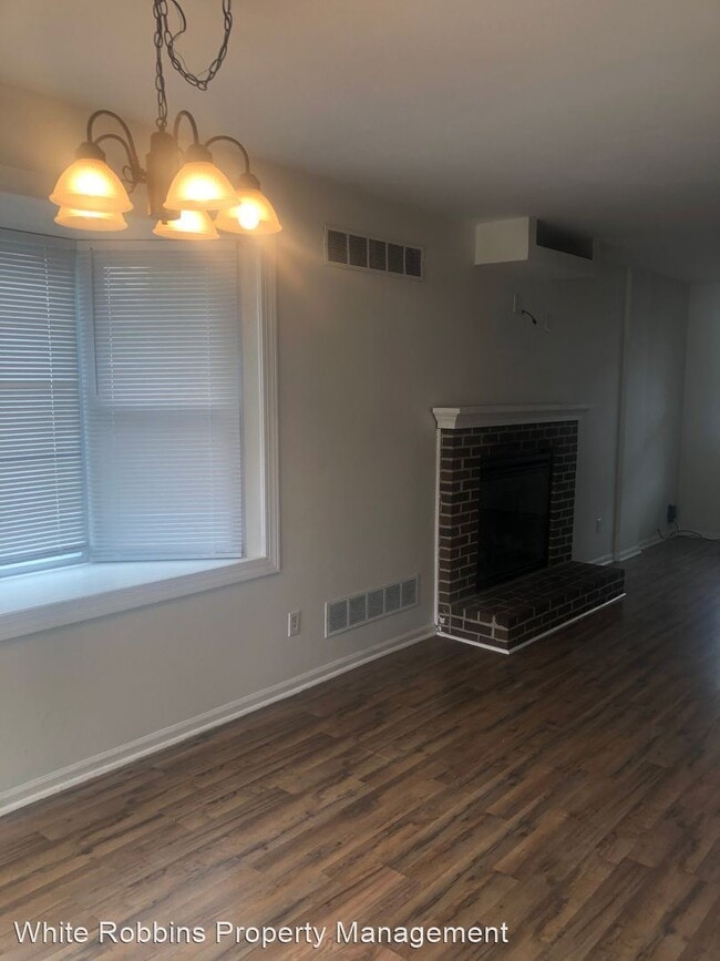 Building Photo - 2 br, 1.5 bath House - 510 Sparrow Court