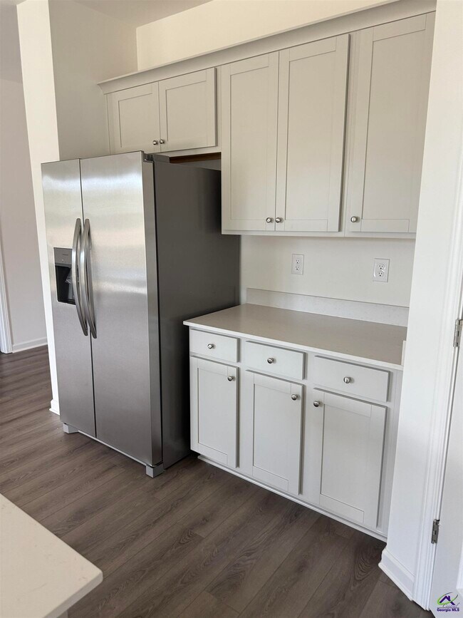 Foto del edificio - 203 Overton Dr