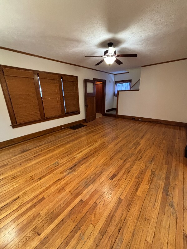 Building Photo - 1321 Lay Blvd