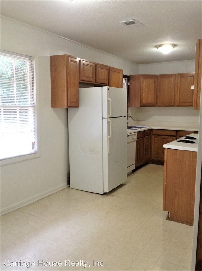 Building Photo - 3 br, 2 bath House - 155 Angus Lane