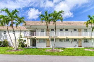 Building Photo - 5160 SW 40th Ave