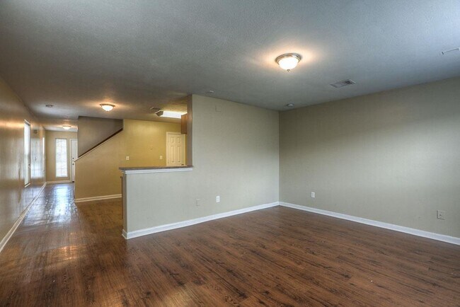 Foto del edificio - 10610 Pine Landing Dr