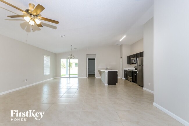 Foto del edificio - 3911 SW McIntyre St