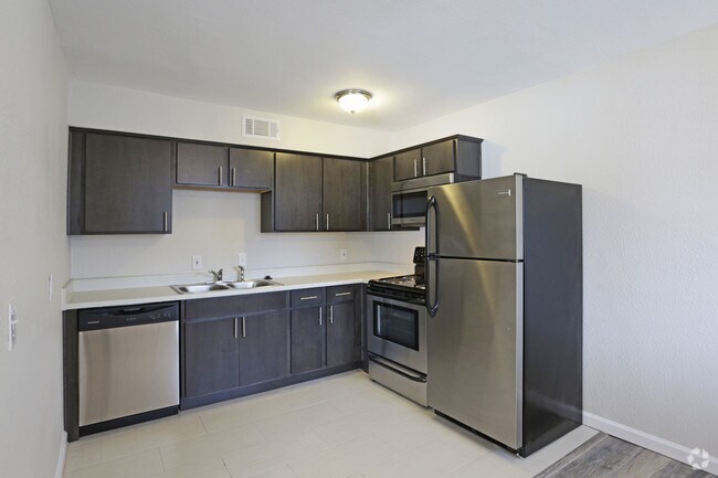2HAB, 2BA - 810 ft² - COCINA - Paragon Apartments