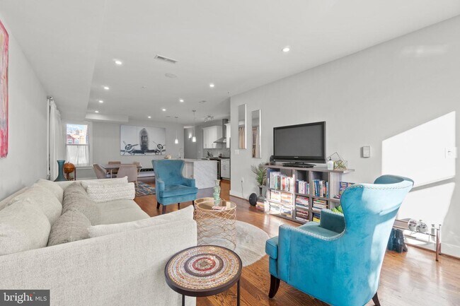 Foto del edificio - 417 Randolph St NW