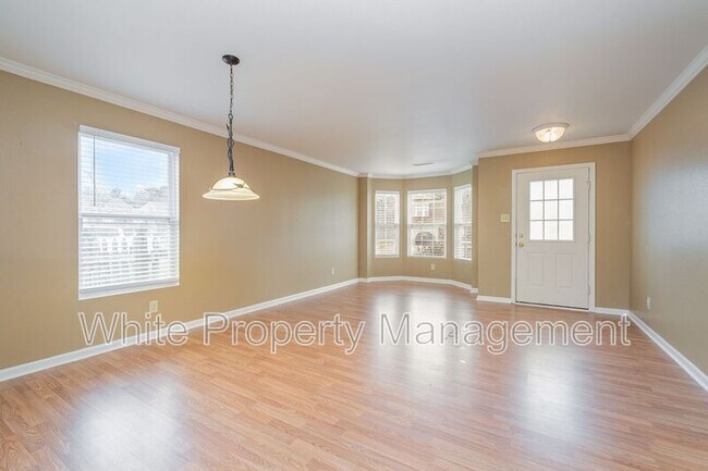 Foto del edificio - 12608 Frank Wiley Ln