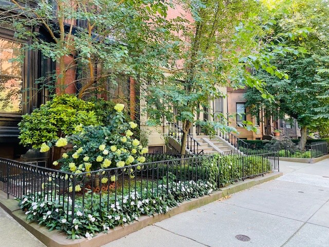 Foto del edificio - 235 Beacon St