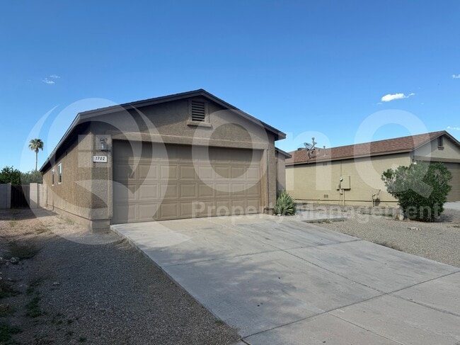 Building Photo - 1702 W Summer Dawn Dr