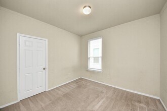 Building Photo - 25827 Kinship Ct