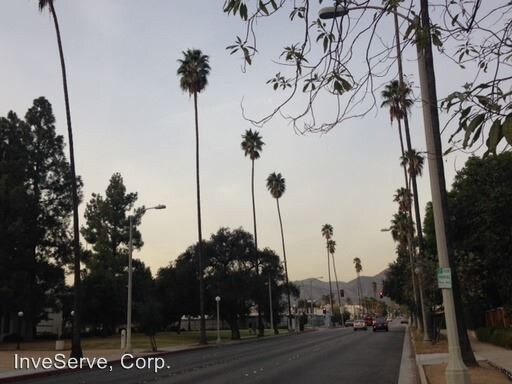 Foto del edificio - 1868 Lincoln Ave