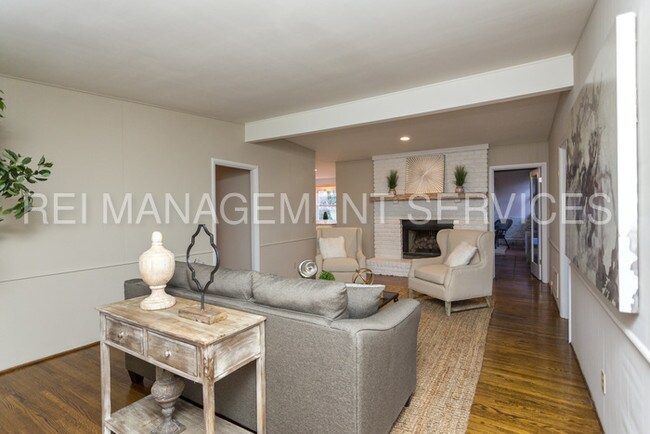 Foto del edificio - 1829 Old Creek Trail