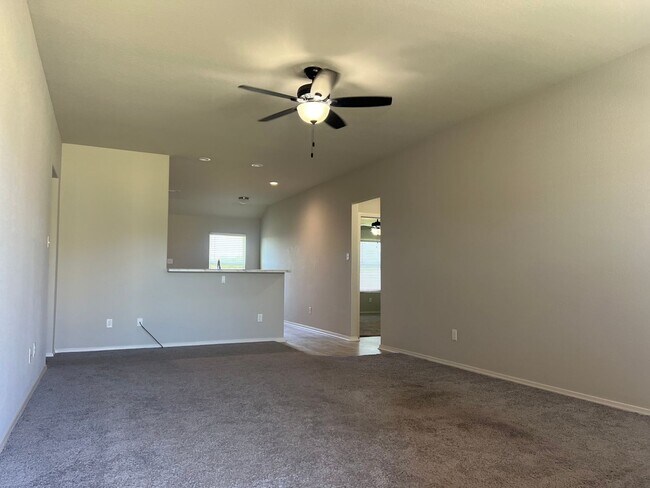 Building Photo - 107 Sunland Dr, Beebe AR 72012 - Very nice...