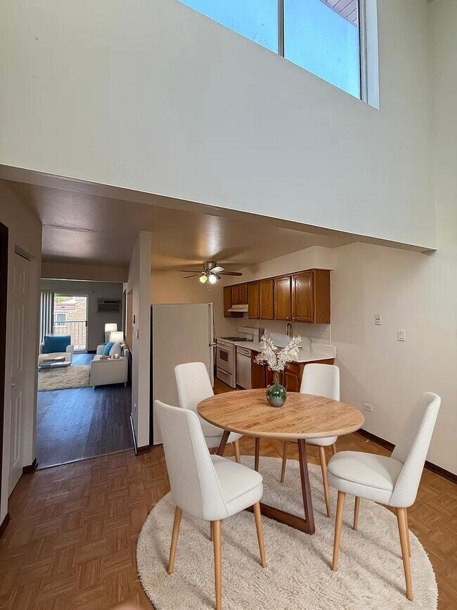 Building Photo - 490 Pleasant Run Dr