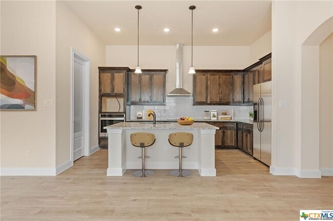 Building Photo - 538 Carriage House
