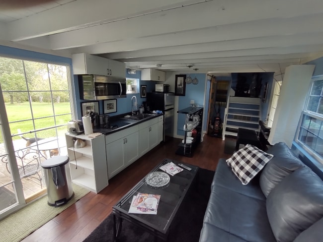 Foto del edificio - 9 Keller Dr