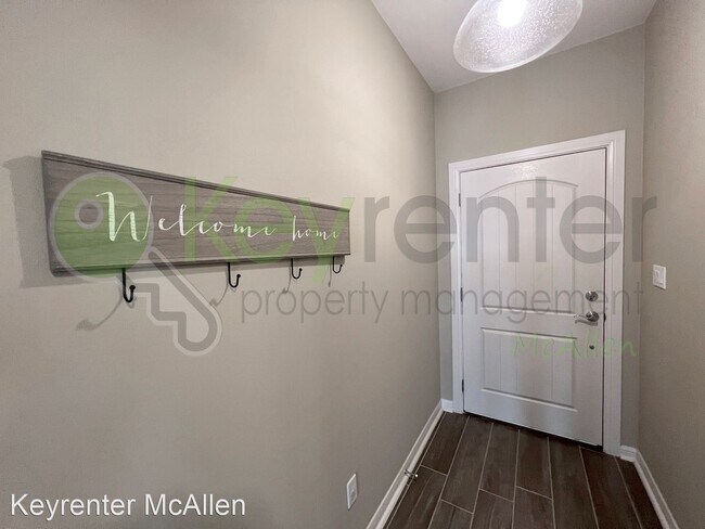 Building Photo - 4 br, 3 bath House - (View map in photos -...