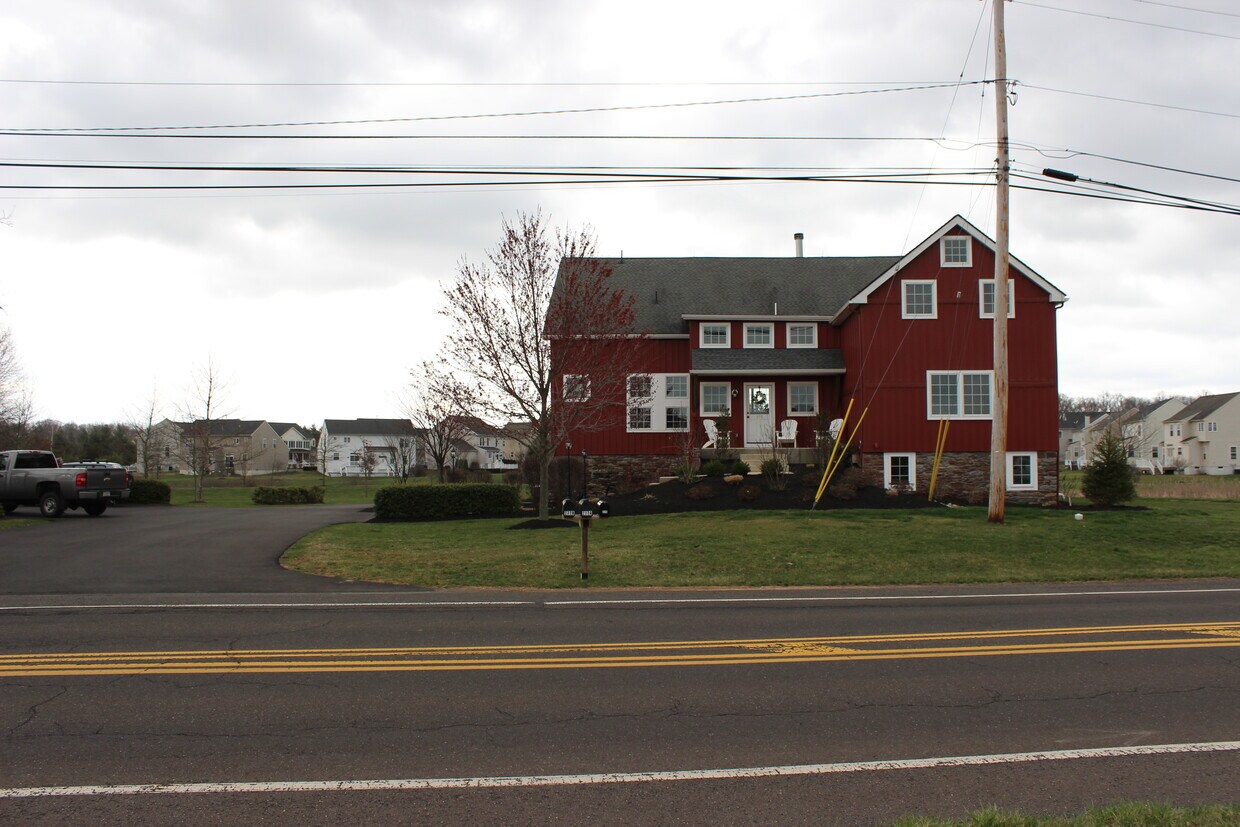 275 Elephant Rd, Perkasie, PA 18944 House Rental in Perkasie, PA