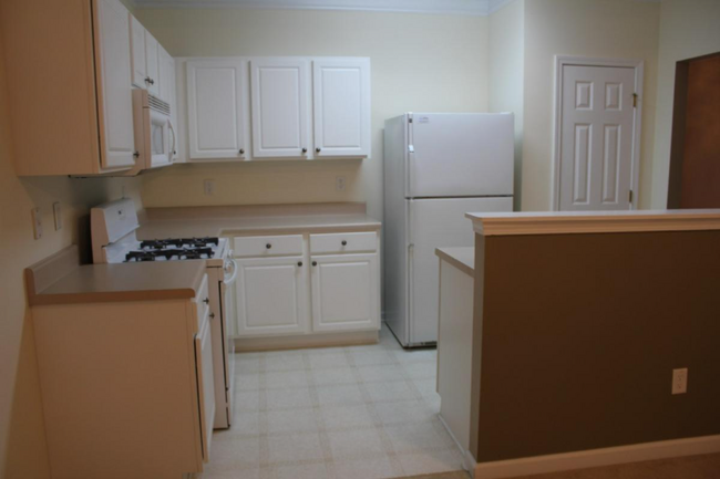 Building Photo - 1629 River Main Ct